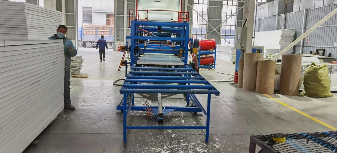 30-300 mm Espessura Eps Painel Sandwich de lã de rocha Linha de produtos para painéis de parede de armazenamento a frio