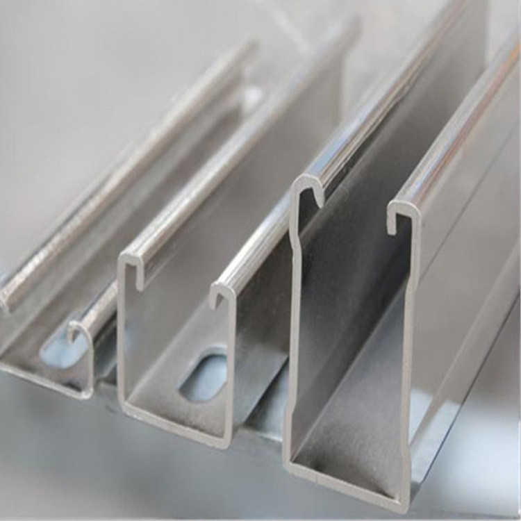 PL Máquina de moldagem de rolos de telhado de metal ajustável para suporte de painéis solares