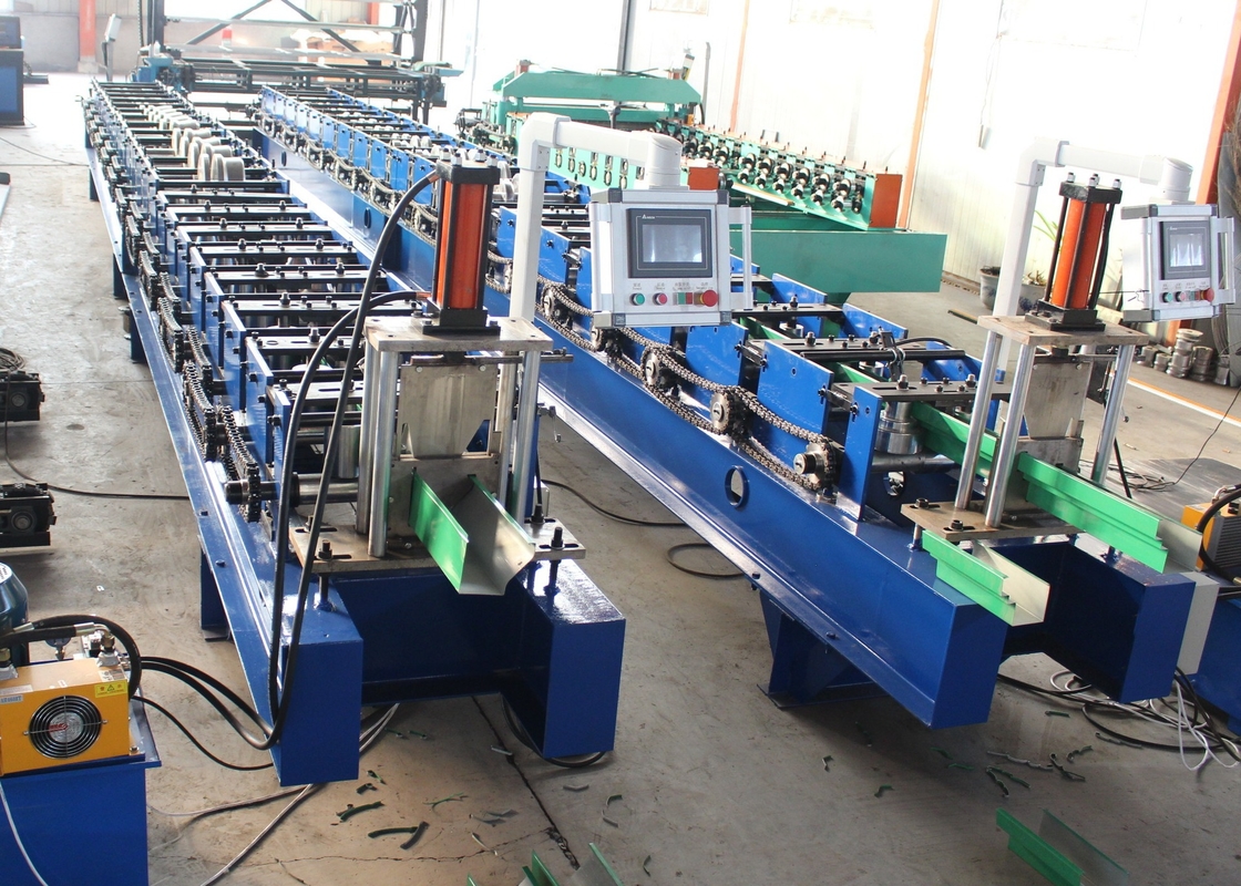 Máquina hidráulica de moldagem de rolos de tubos de corte de 18 estações Estações de rolos 4KW Potência do motor