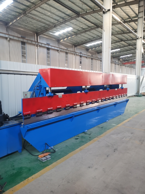 Máquina de dobra hidráulica de 380V 50HZ com comando de botão / pé com motor de 3KW e 3000mm Max