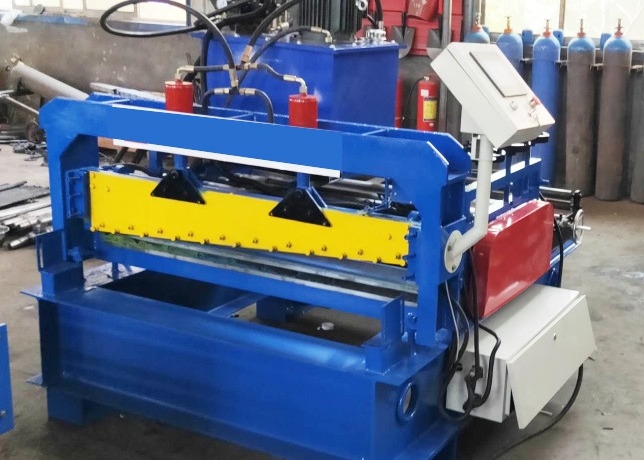 Folha de telhado Descolador automático bobina cortada em linha de comprimento Máquina de aço e linha de corte