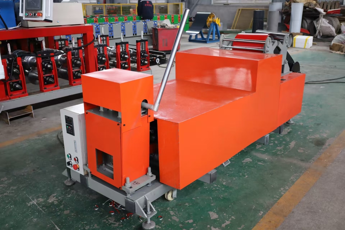 Máquina portátil de moldagem de rolos sem costura de canalização de água para chapa de aço galvanizado