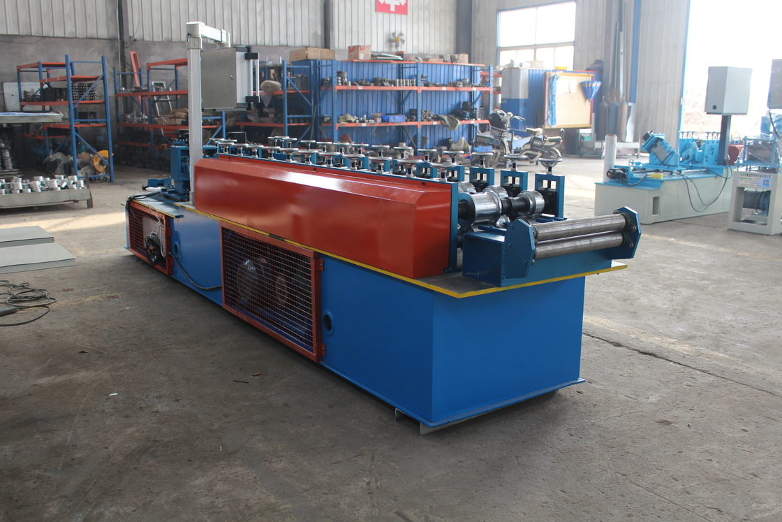 Dois em um Keel Stud And Track C U Drywall Roll Forming Machine para painel de parede do telhado