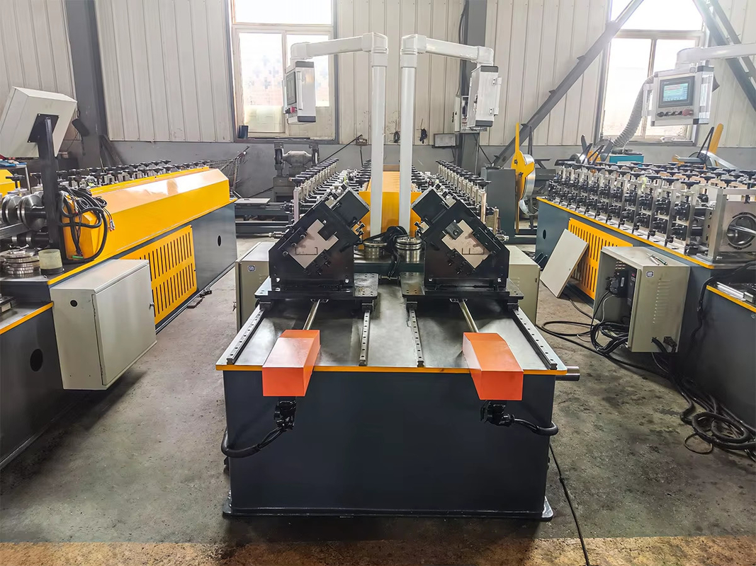 Máquina de armazenagem de aço de calibre leve, para fabricação de rolos de perfis de estacas e truss para fábricas de materiais de construção