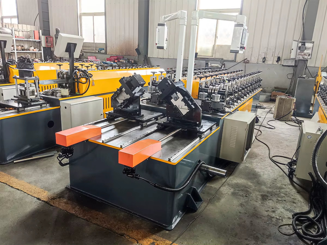 Máquina de armazenagem de aço de calibre leve, para fabricação de rolos de perfis de estacas e truss para fábricas de materiais de construção