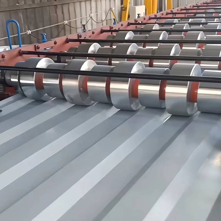 Linha de produção de painéis de sanduíche de alta precisãoMaquinaria de fabricação de painéis de sanduíche