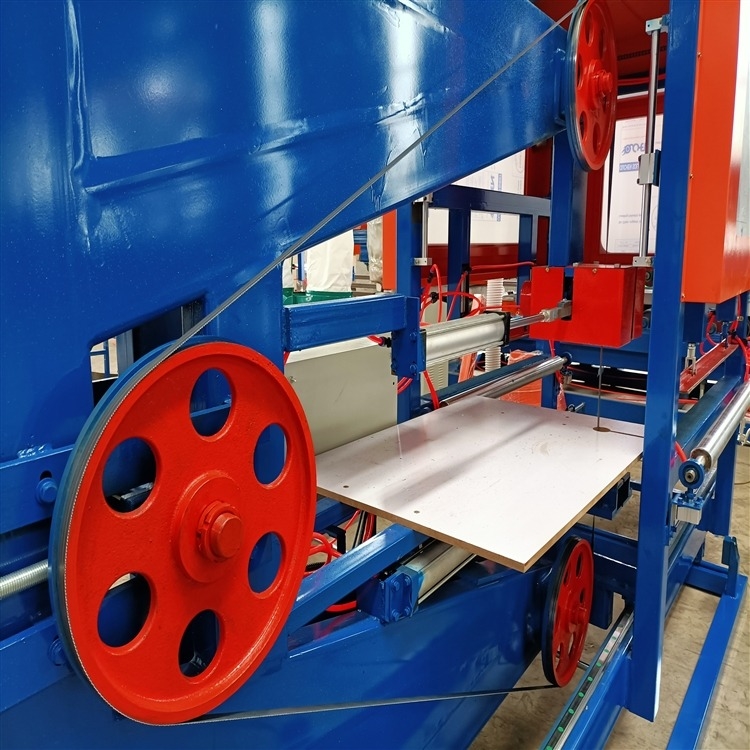 Máquina de fabricação de folhas de espuma de poliestireno / sala de frio Sandwich EPS linha de produção de painéis