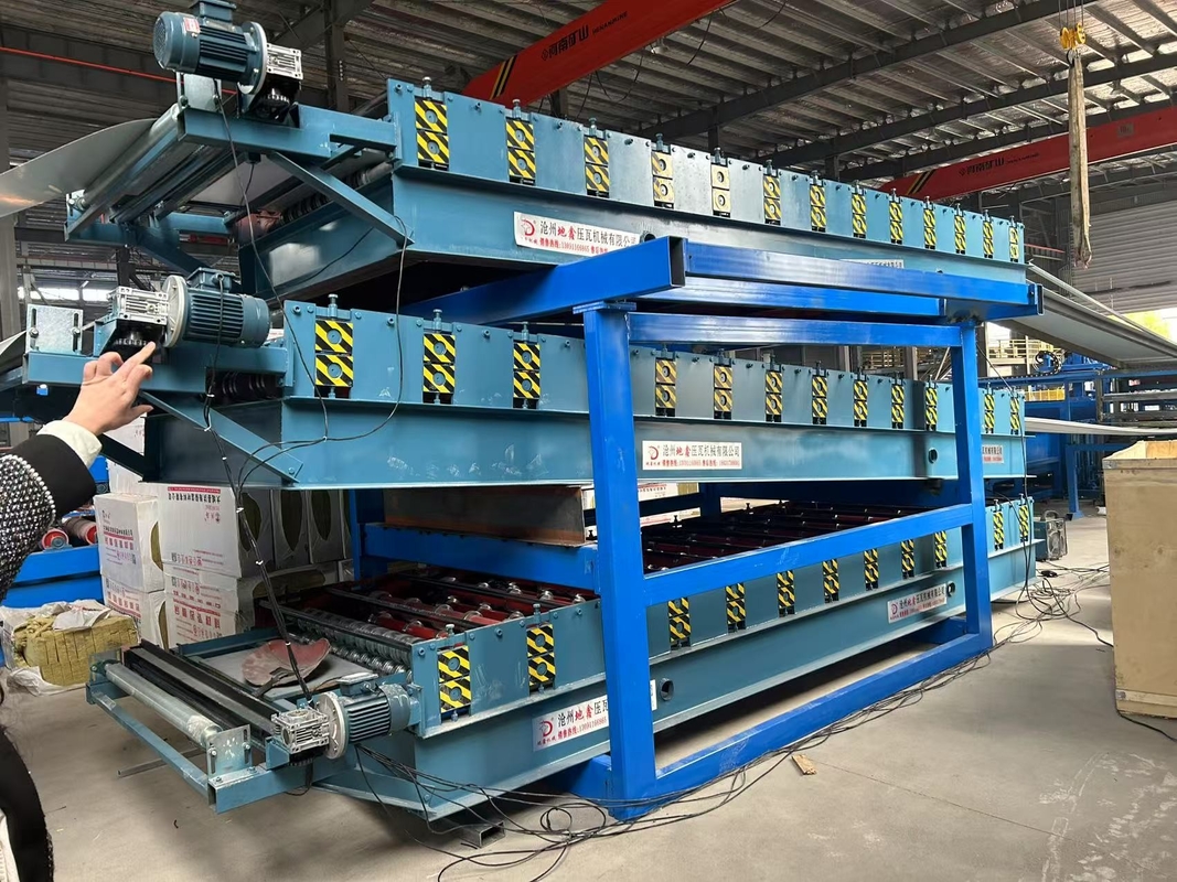 Linha de produção de painéis de telhado de paneis de telhado de Rockwool Rockwool