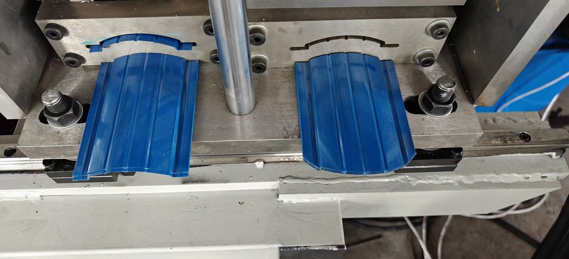 2025 New Design Metal Picket Fence Roll Forming Machine Linhas de vedação estilo América