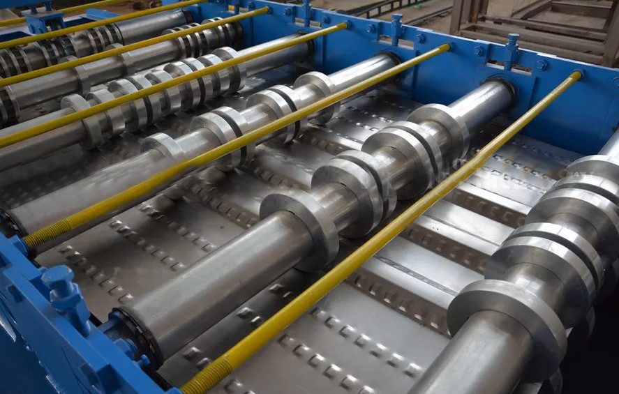 Alta velocidade galvanizada das fileiras do aço 15m/Min Floor Deck Forming Machine 28