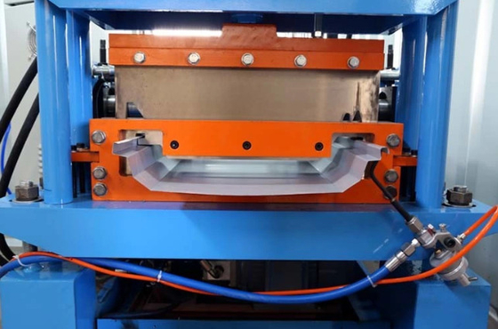 Tipo fixo rolo do painel do telhado de 0.4mm que forma a emenda Lok Plc Controlled da máquina
