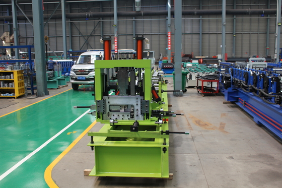 380v 50hz Máquina de moldagem de rolos de purlin de 3 fases para aço galvanizado