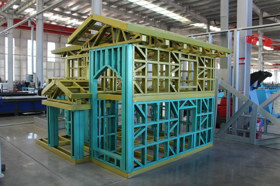 Máquina de moldagem de rolos de aço leve