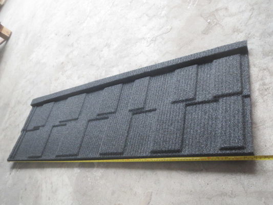 linha de produção de telhas de telhado de metal revestidas de pedra profissional de alta velocidade