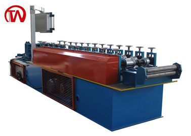 O parafuso prisioneiro e a trilha da eficiência elevada rolam formando a máquina 50 M/controle mínimo do PLC