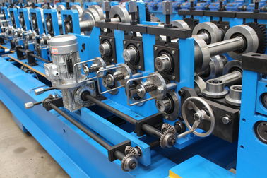 Telhado automático completo do metal que faz o Purlin do pé C do rolamento da máquina rolar formando a máquina