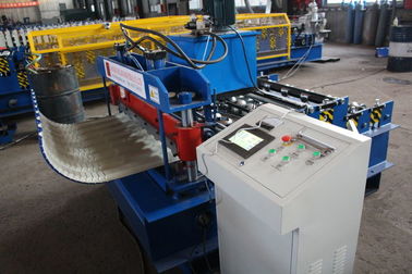 Rolo da plataforma de assoalho do metal que forma o friso automático da estação da máquina 4Kw 2