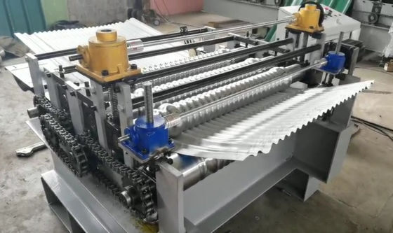 rolo de dobra de friso automático do telhado do metal de 4kw 0.8mm que forma a máquina
