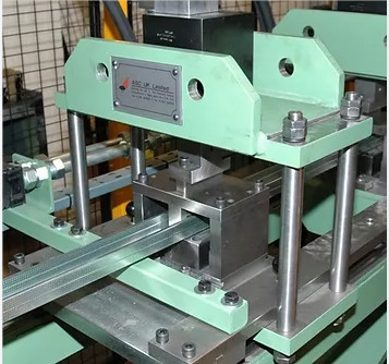Parafuso prisioneiro durável do controle do Plc e rolo da trilha que forma a máquina